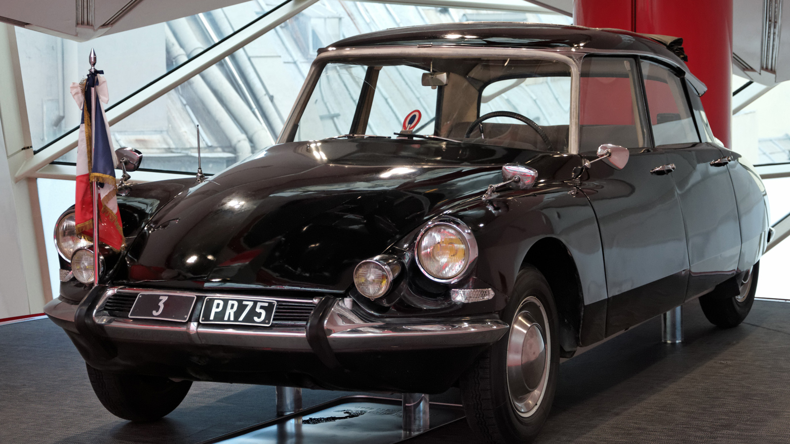 Citroen DS: Ο πιο θρυλικός καινοτόμος βάτραχος